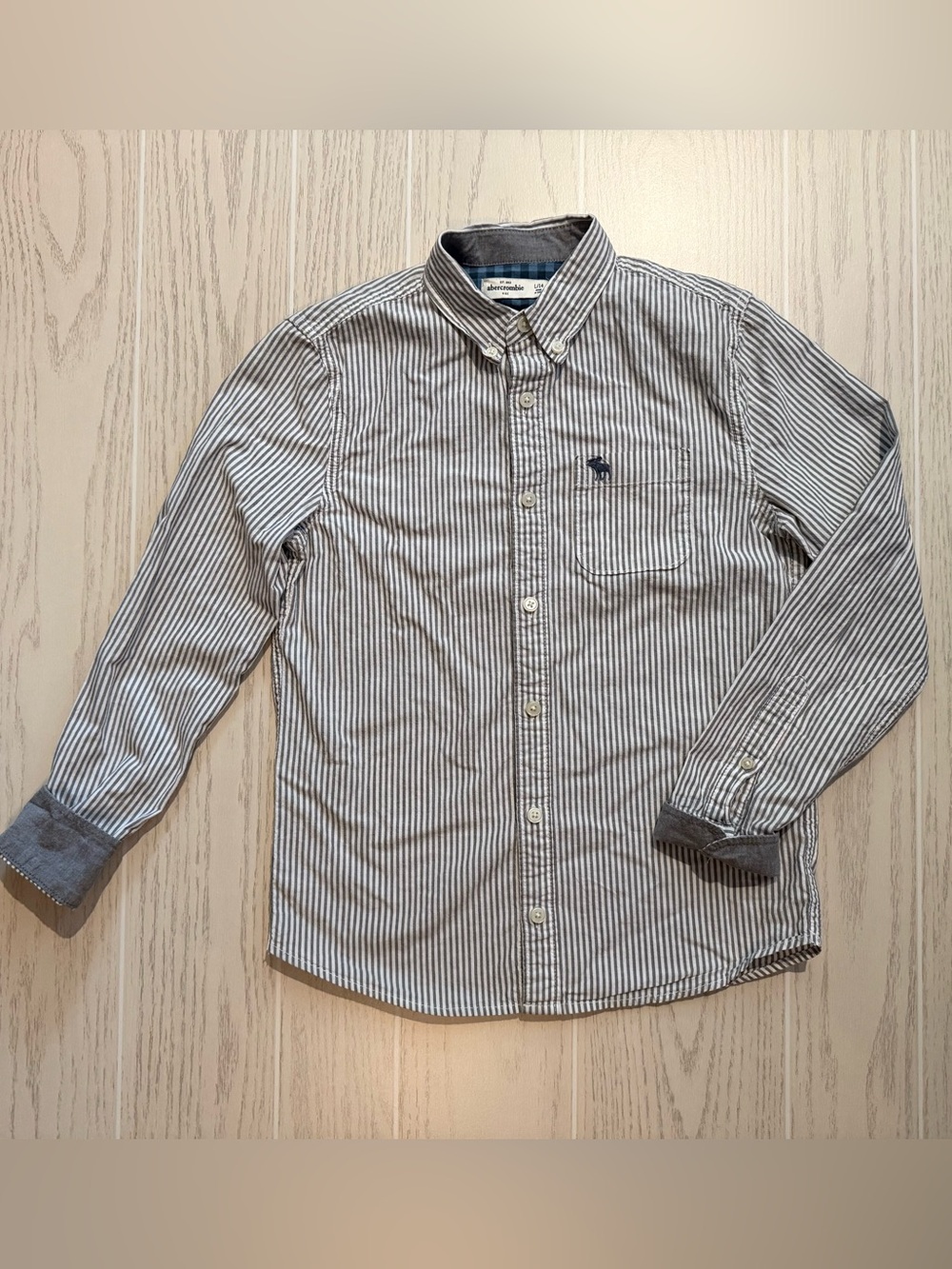 Abercrombie Kids Boys L 14 Gray White Striped Button Down Shirt